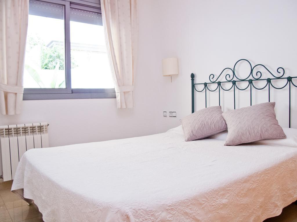 Hola! - Sitges By The Beach Екстер'єр фото